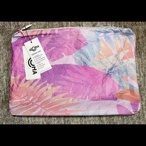 Mid Size Aloha Collection Pouch